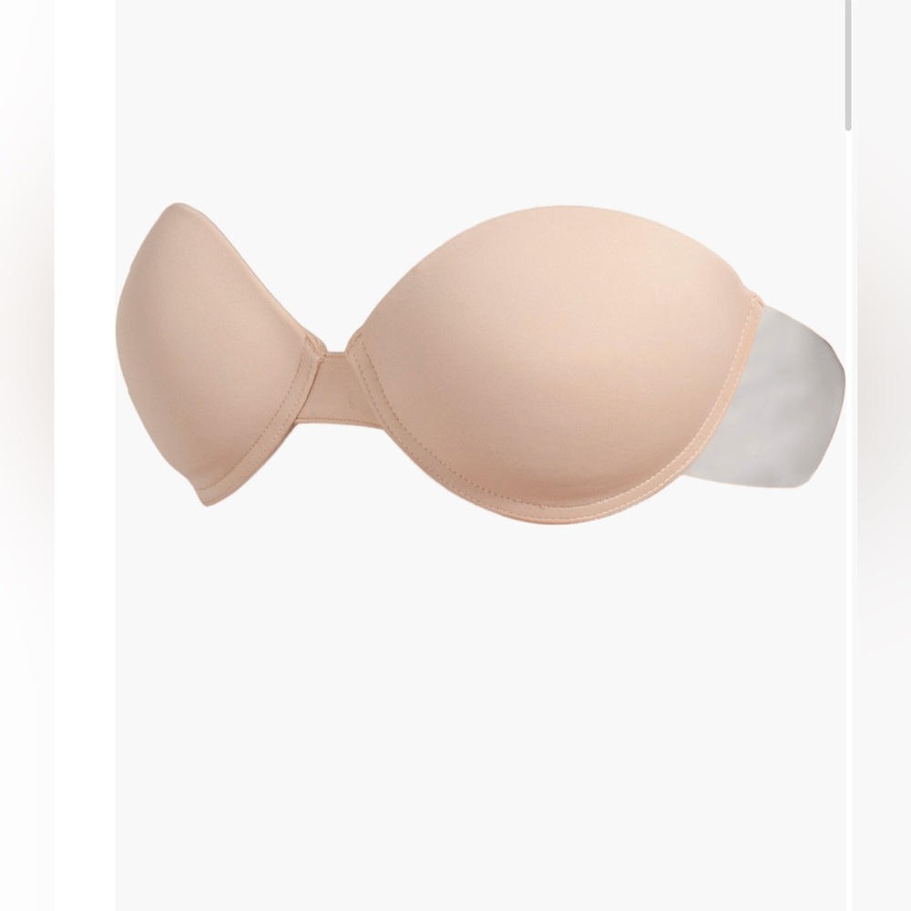 Backless StraplessReusable Adhesive Underwire Bra
Strapless Nude Bra